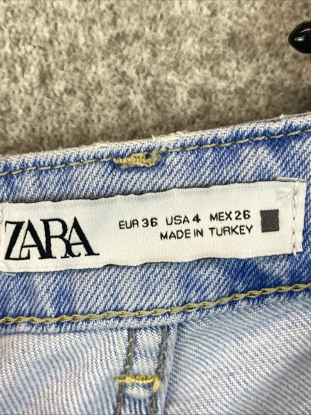 Zara Split Cuff Flare Jeans Size 4 Inseam 29” Boho Distressed High Rise Light